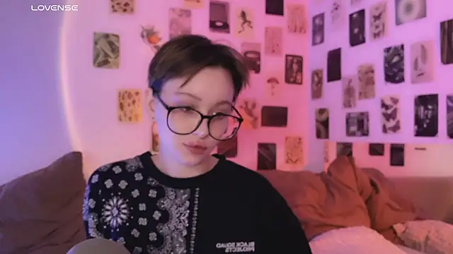 Snapshot of yourconcept chatting on 01-14-25, 06:17 yourconcept online show from 01-14-25, 06:17