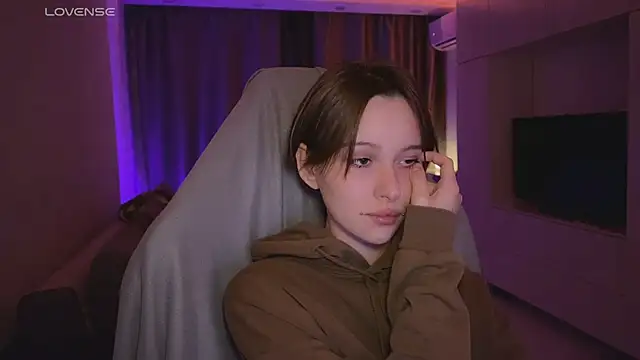 Snapshot of yourconcept chatting on 09-13-25, 11:15 yourconcept online show from 09-13-25, 11:15