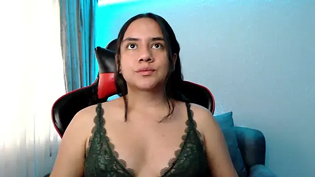 Lexyevans online show from 12-15-24, 07:10