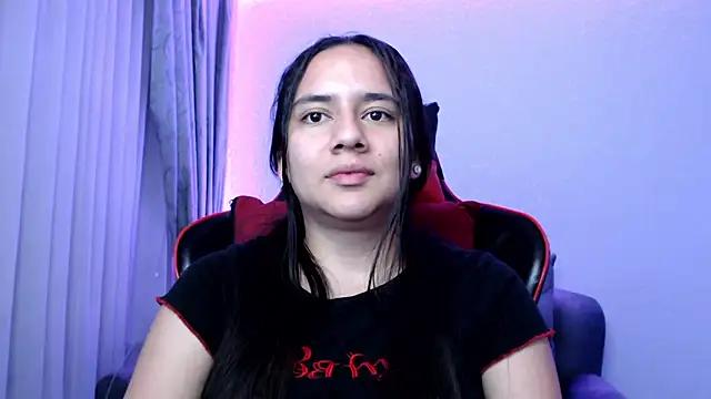 Lexyevans online show from 12-26-24, 02:44