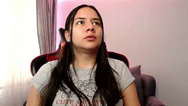 Lexyevans online show from 12-26-24, 06:12