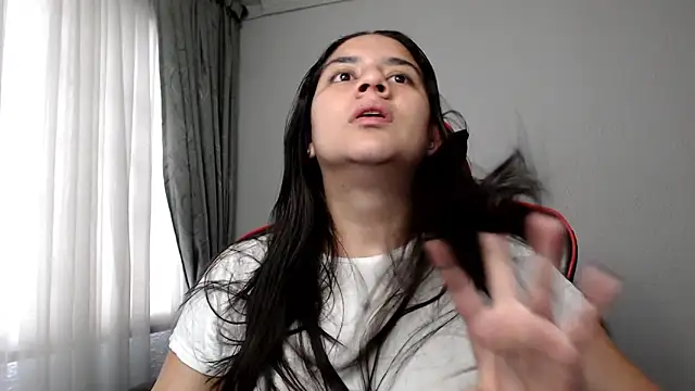 Lexyevans online show from 12-27-24, 06:53