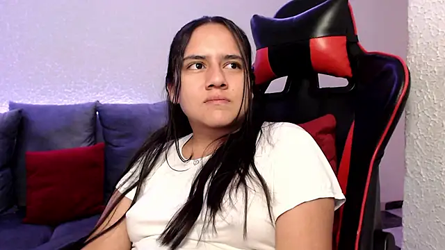 Lexyevans online show from 12-27-24, 09:54