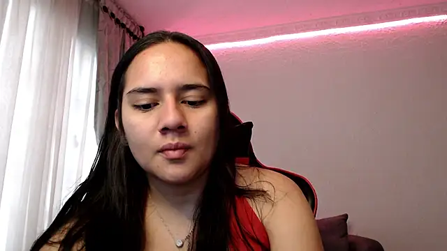 Lexyevans online show from 12-28-24, 08:04