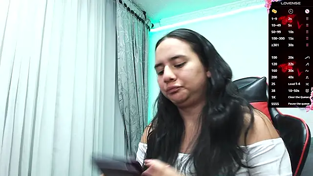 Lexyevans online show from 01-24-25, 01:13