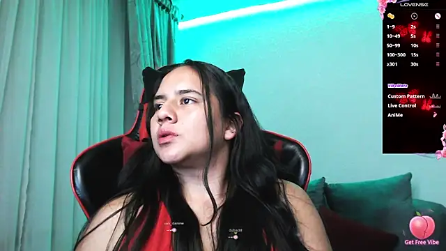 Lexyevans online show from 01-26-25, 01:52