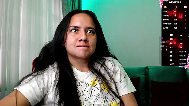 Lexyevans online show from 02-13-25, 10:22