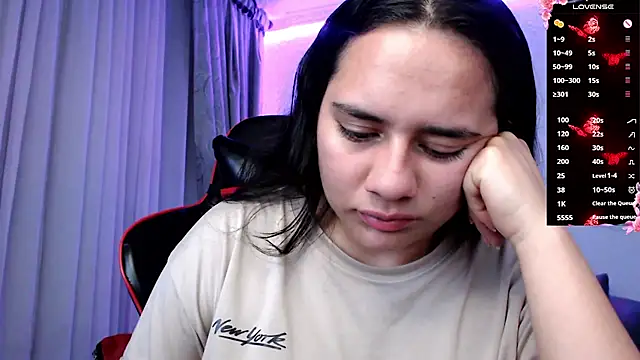 Lexyevans online show from 02-14-25, 11:42