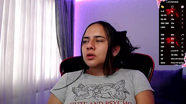 Lexyevans online show from 02-24-25, 06:58