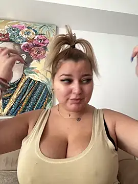 AllysonK online show from 01-19-25, 12:28