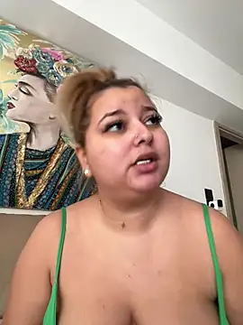 AllysonK online show from 02-07-25, 01:32