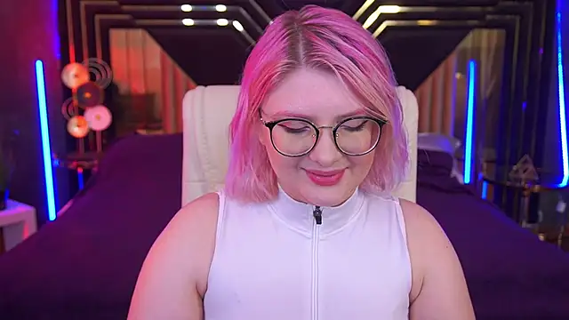 Snapshot of CoolTatis chatting on 10-11-25, 06:34 CoolTatis online show from 10-11-25, 06:34