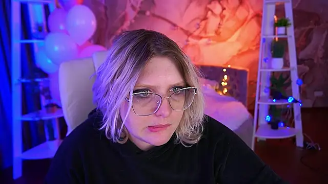 CoolTatis online show from 02-15-26, 07:27