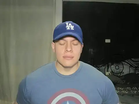 Snapshot of regan_jhonso chatting on 03-06-25, 07:25 regan jhonso online show from 03-06-25, 07:25