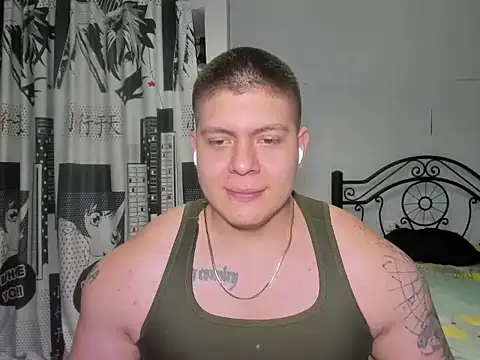 Snapshot of regan_jhonso chatting on 12-23-25, 06:11 regan jhonso online show from 12-23-25, 06:11