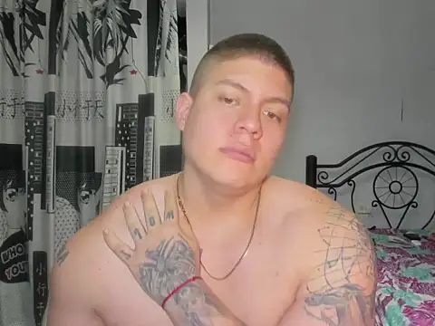 Snapshot of regan_jhonso chatting on 01-06-26, 10:19 regan jhonso online show from 01-06-26, 10:19