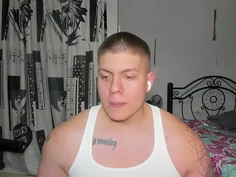 Snapshot of regan_jhonso chatting on 02-16-26, 07:15 regan jhonso online show from 02-16-26, 07:15