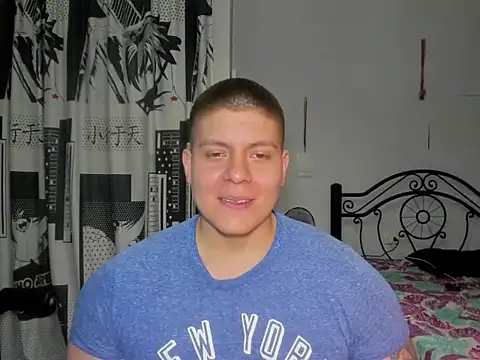 Snapshot of regan_jhonso chatting on 02-25-26, 06:12 regan jhonso online show from 02-25-26, 06:12