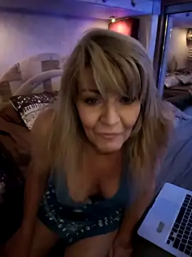 Snapshot of annika_lately chatting on 02-12-25, 03:40 annika lately online show from 02-12-25, 03:40