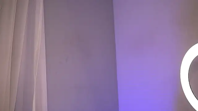 Snapshot of BritneyHudson chatting on 03-04-25, 07:51 BritneyHudson online show from 03-04-25, 07:51