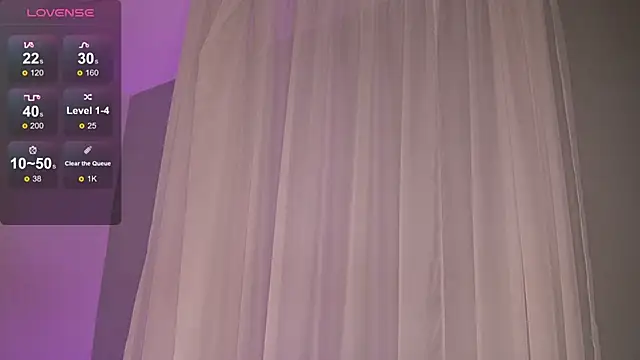 Snapshot of BritneyHudson chatting on 03-18-25, 05:52 BritneyHudson online show from 03-18-25, 05:52