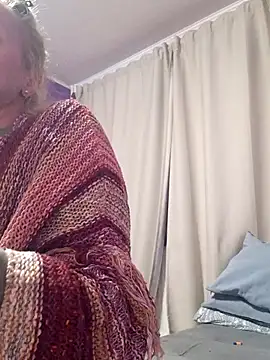 Snapshot of BritneyHudson chatting on 09-30-25, 12:59 BritneyHudson online show from 09-30-25, 12:59