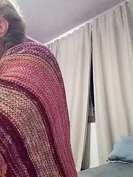 Snapshot of BritneyHudson chatting on 10-07-25, 01:03 BritneyHudson online show from 10-07-25, 01:03