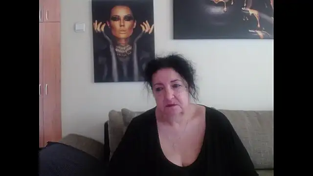 maturekorine online show from 04-28-26, 12:21