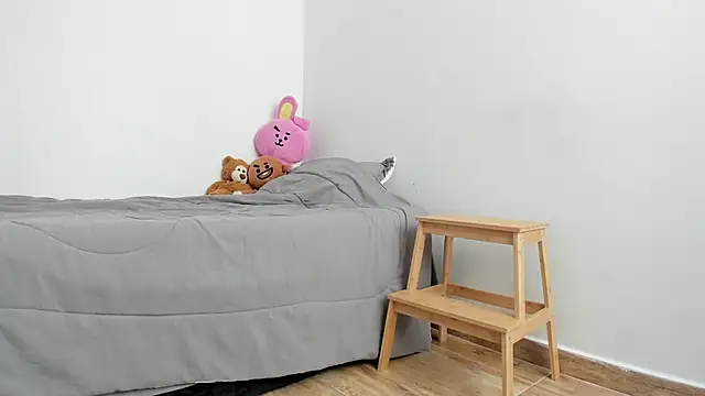 Snapshot of Eli_dl chatting on 03-10-25, 01:21 Eli dl online show from 03-10-25, 01:21