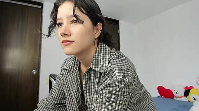 Snapshot of Eli_dl chatting on 12-20-25, 08:16 Eli dl online show from 12-20-25, 08:16