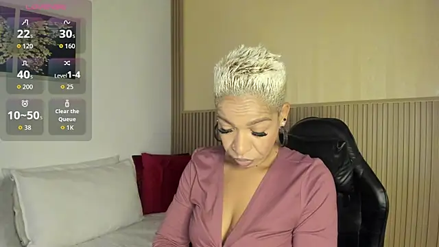 summer night  online show from 09-18-25, 11:45