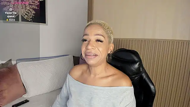 summer night  online show from 01-06-26, 11:14