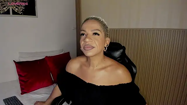 summer night  online show from 04-18-26, 11:58