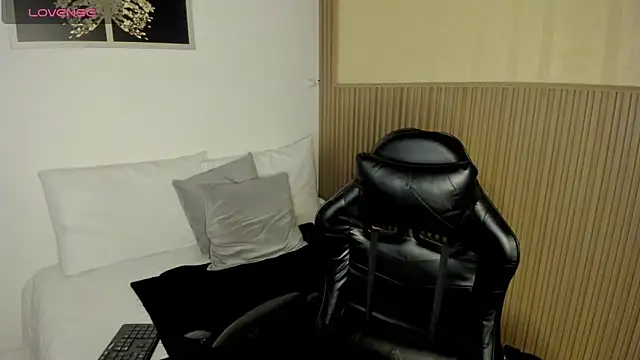 summer night  online show from 04-25-26, 01:41