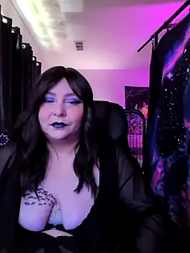 Snapshot of goddessbleu chatting on 06-12-26, 08:08 goddessbleu online show from 06-12-26, 08:08