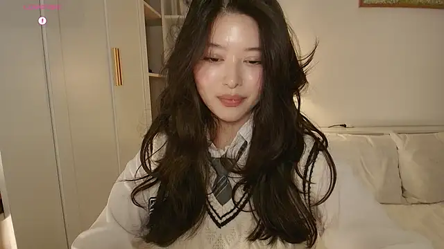 tenderlybaee online show from 12-16-25, 04:39