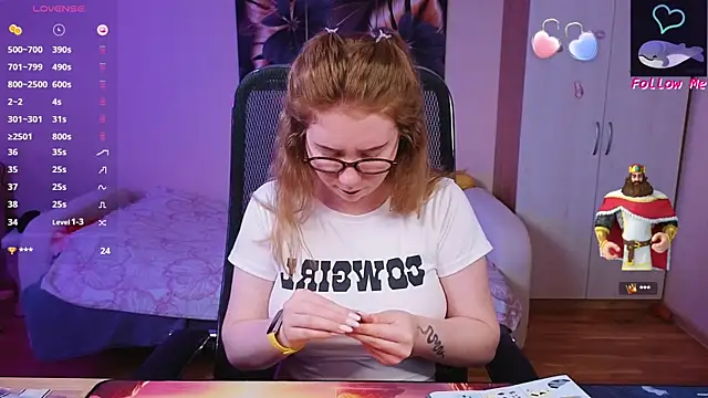 Snapshot of D0nna_ chatting on 09-09-25, 10:09 D0nna  online show from 09-09-25, 10:09