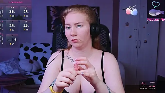 Snapshot of D0nna_ chatting on 10-16-25, 04:08 D0nna  online show from 10-16-25, 04:08