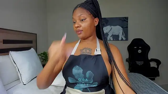 Renee-18 online show from 11-21-25, 11:03