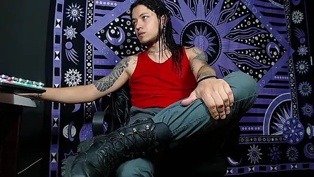 Snapshot of Dicaprioo_ chatting on 01-09-25, 08:55 Dicaprioo online show from 01-09-25, 08:55