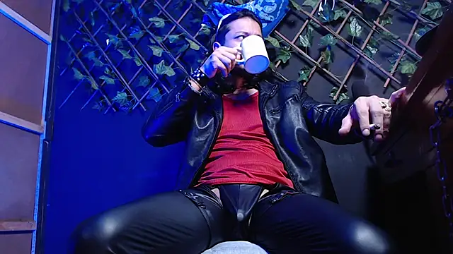 Dicaprioo  online show from 12-05-25, 04:21