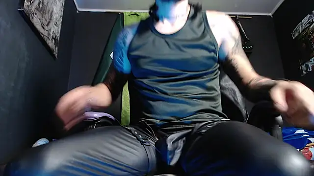 Dicaprioo  online show from 04-26-26, 02:09