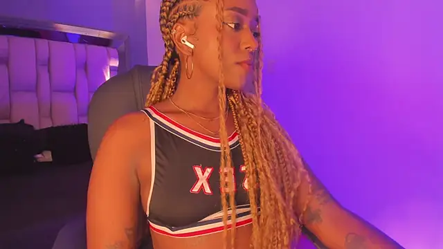 EmilyHaan online show from 01-26-25, 07:41