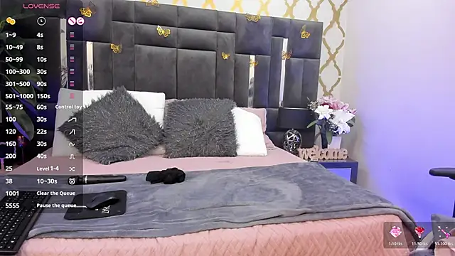 Snapshot of RubbyTaylor chatting on 11-11-25, 10:32 RubbyTaylor online show from 11-11-25, 10:32