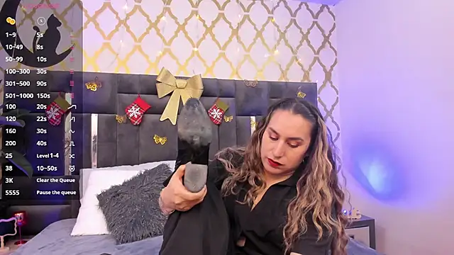 Snapshot of RubbyTaylor chatting on 12-02-25, 07:20 RubbyTaylor online show from 12-02-25, 07:20