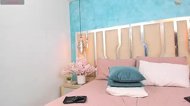 RubbyTaylor online show from 04-16-26, 09:39