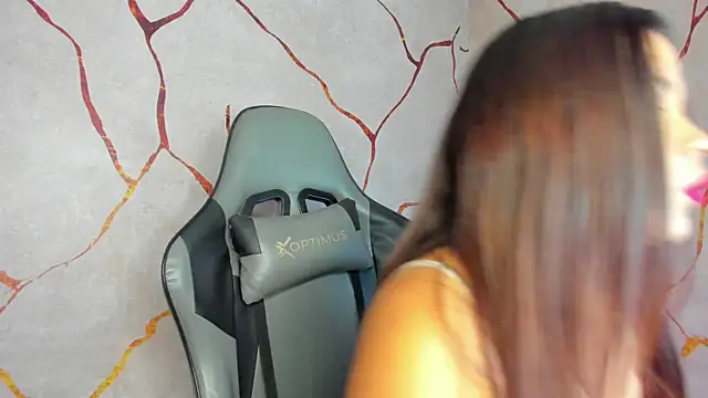 Elsalombardi  online show from 03-05-25, 10:55