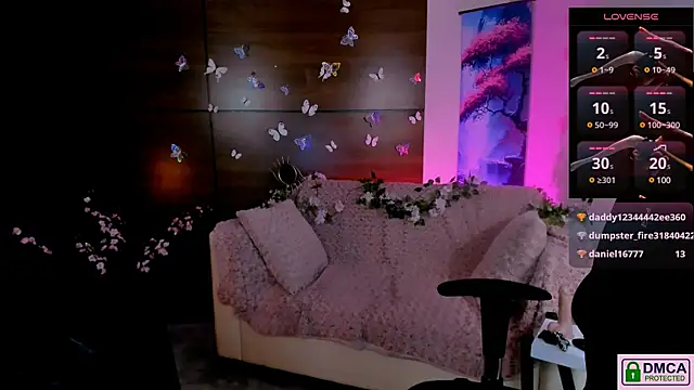 Snapshot of melisa_white1 chatting on 02-25-25, 03:31 melisa white1 online show from 02-25-25, 03:31