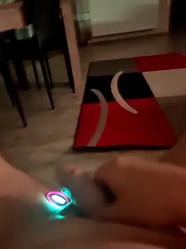 Szeltolo001 online show from 03-09-26, 02:59