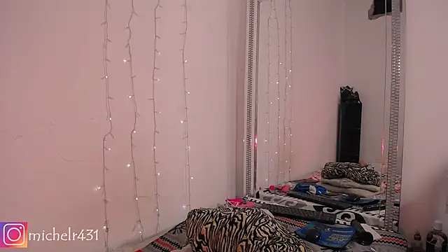 Mia  reys online show from 02-02-25, 04:54